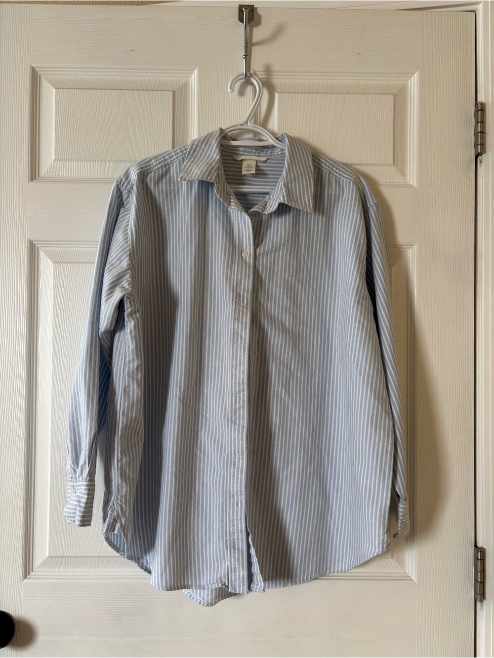 H&M Light Blue and White Striped women’s Button-Down Shirt